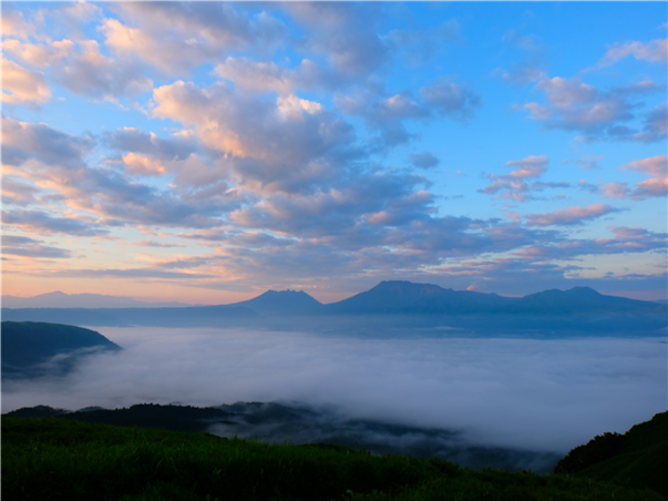 [출발확정][오색단풍, 완벽조합 가을큐슈] 후쿠오카/유후인/벳부/아소 4일 (신상료칸호텔/대게뷔페식/술음료무제한)